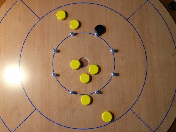 Crokinole 2.jpg